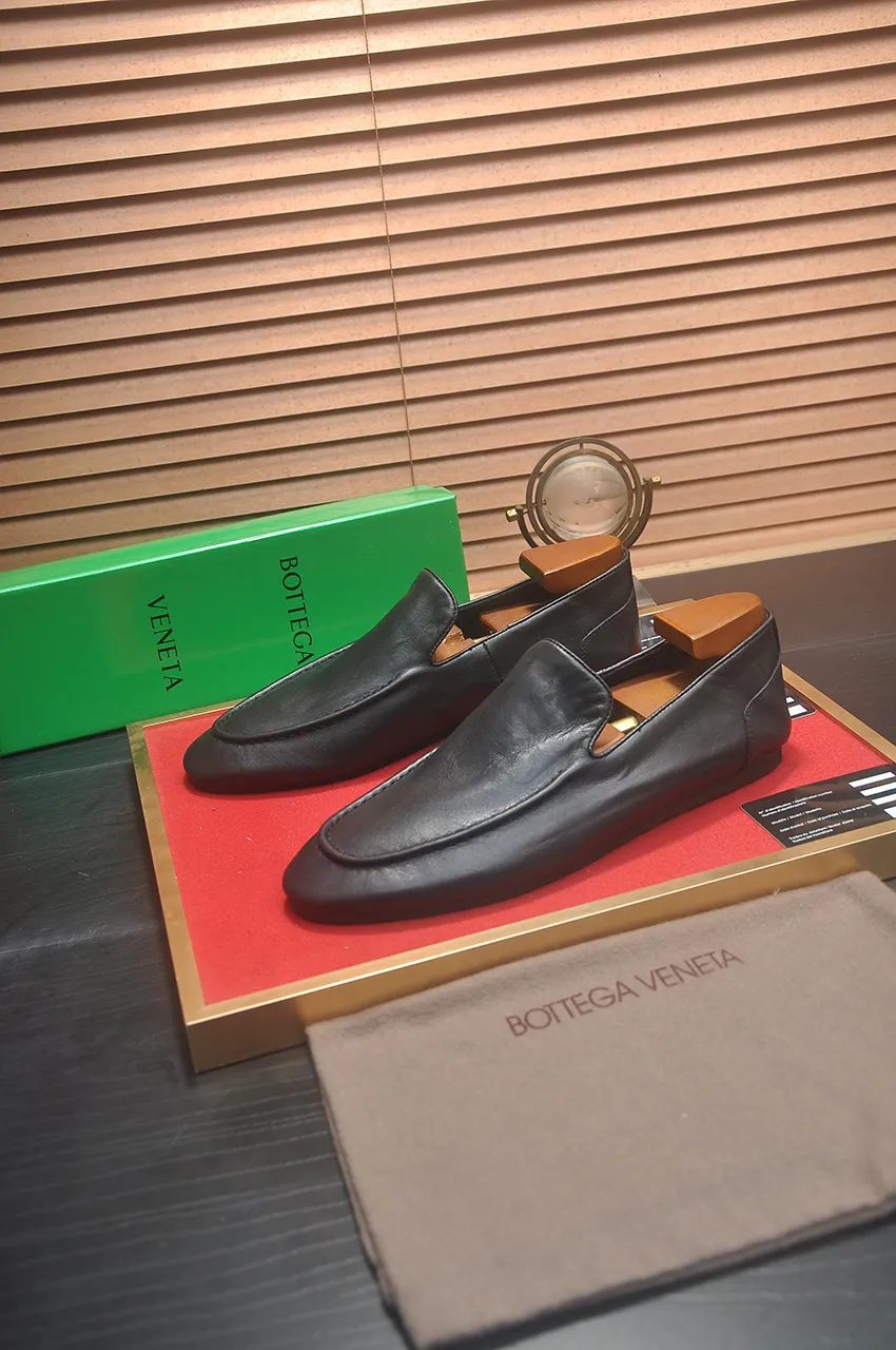 Men's shoes 💰460💶 [Botteg Venetta (BV)] (wallet shoes) exclusive new model official website new model The upper is made of high-quality top calfskin. Delicate feel and flowing luxurious texture. Tailored for refined men to create a noble aura. Delicate and regular Mark hand stitching. Smooth lines. Full sheepskin lining, comfortable to wash sweat. 38-44